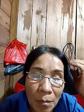 Yuen123y  live sex cam