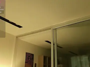 Sadetuiningaa  live sex cam