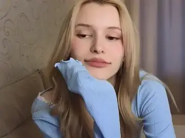 Yennaone  live sex cam