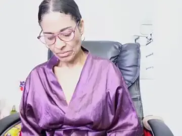 Aries_Mature  live sex cam