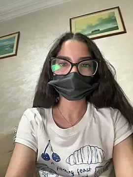 IRIS-GIRL  live sex cam