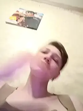 LindaMilner  live sex cam