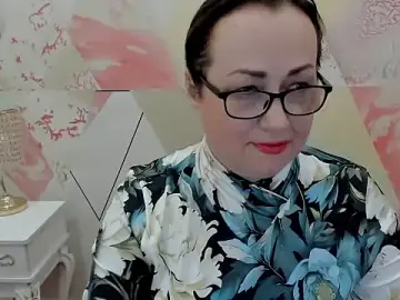 Luciared1  live sex cam