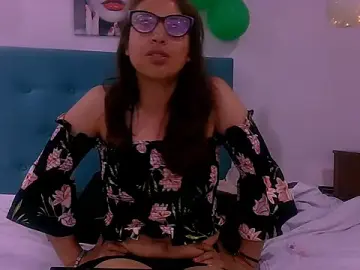 Skarlett_Sweet5  live sex cam