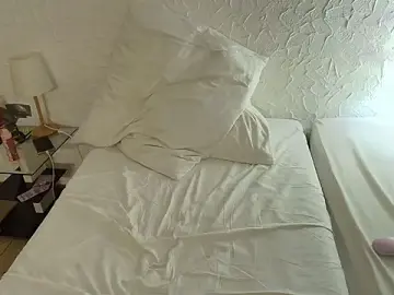 Lavi-lux  live sex cam