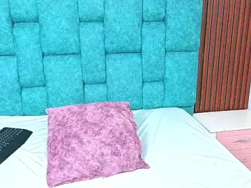 AnnieHiper  live sex cam