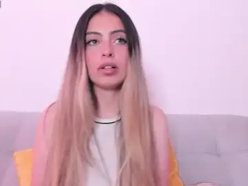 Fernanda_aaaa  live sex cam