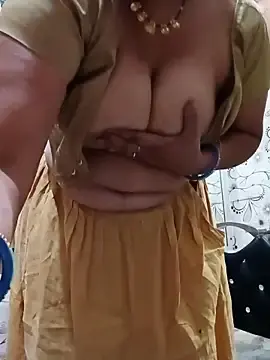 HOT_RANII  live sex cam