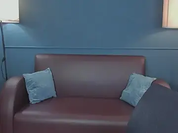 NicoleWells22  live sex cam