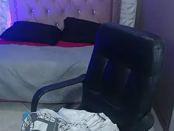 Sofiia_davis23  live sex cam