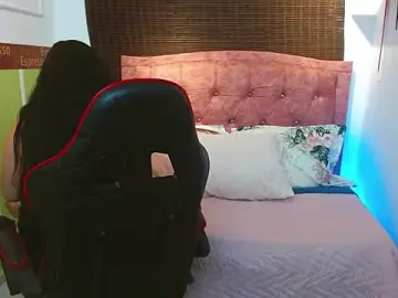 Sofiia_davis23  live sex cam