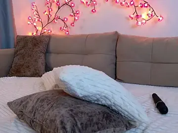 Your-Night-Fury  live sex cam