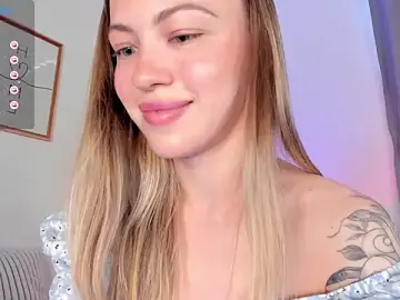 Damn_cutie  live sex cam