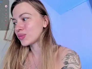 Damn_cutie  live sex cam