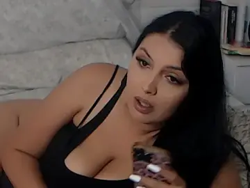 AvelineNoir  live sex cam