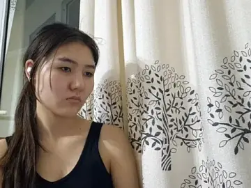 LimpedFlyby  live sex cam