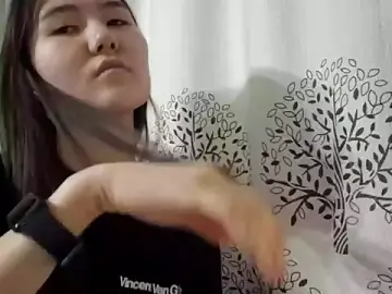LimpedFlyby  live sex cam