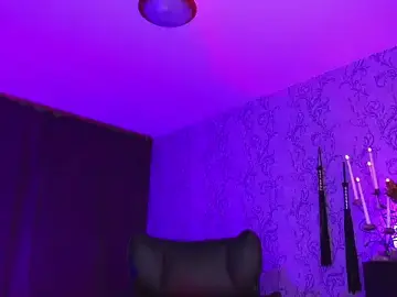 MistressDarkSindel  live sex cam