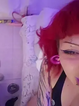 Sarah-Stoner  live sex cam