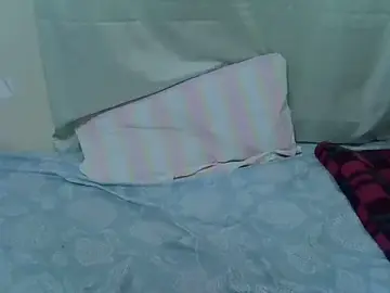 Pointie_bloomy  live sex cam