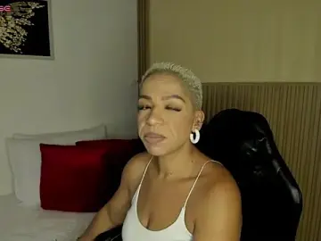Summer_night_  live sex cam