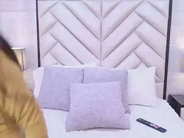 CristalShayy  live sex cam
