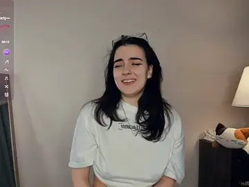 DracosMoon  live sex cam