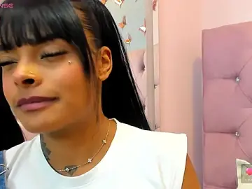 EmmaEbony_  live sex cam