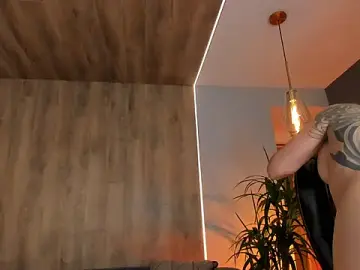 GiaFerrara  live sex cam