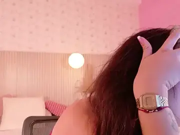 Hannah-Prada  live sex cam