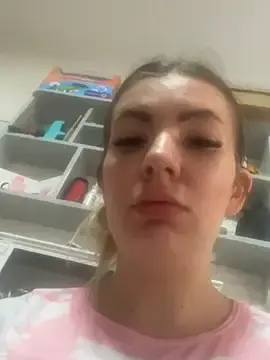 Hot_Liana  live sex cam