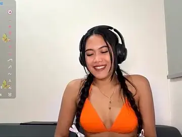 MaggieCahue  live sex cam