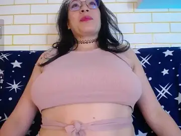 Selene1126  live sex cam