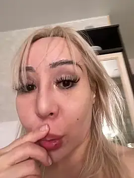 Yulianna_Smith  live sex cam