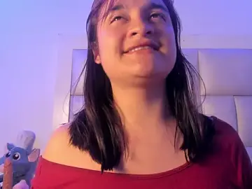Lulu_js_  live sex cam