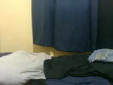 Naughty-slender  live sex cam