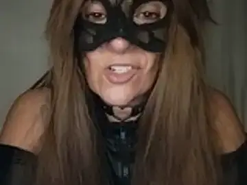 23Milly  live sex cam