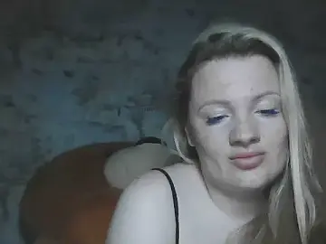 Eveline_May  live sex cam