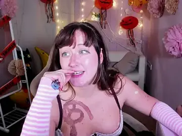 Interrrnet_girl  live sex cam