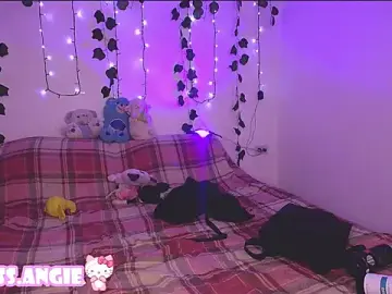 Angiee_boo1  live sex cam