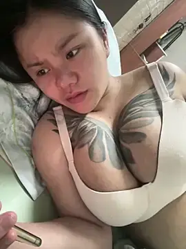 Leo-kitty  live sex cam