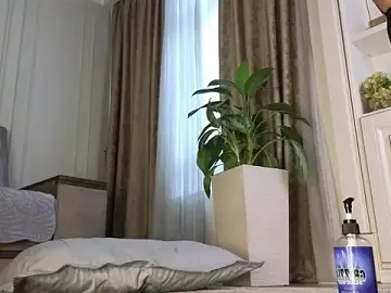 Sinsemilla12  live sex cam