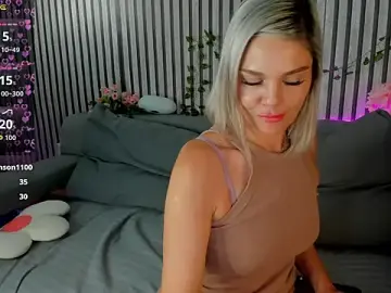 Betty_Brock  live sex cam