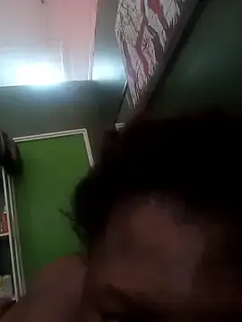 Definitevera  live sex cam