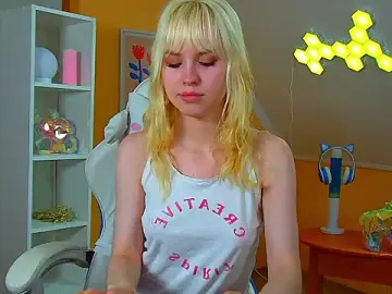 HannahHollis  live sex cam