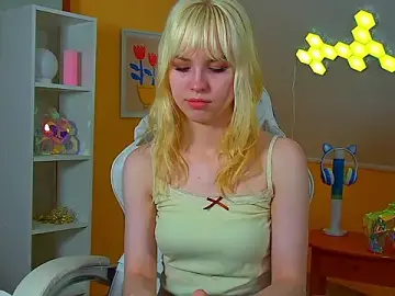 HannahHollis  live sex cam