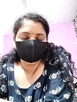 O1Votka  live sex cam