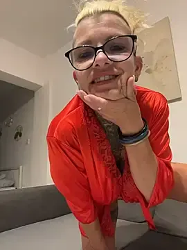 Solara_Vee  live sex cam
