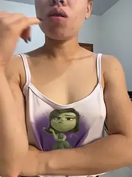 Jhully_hot  live sex cam