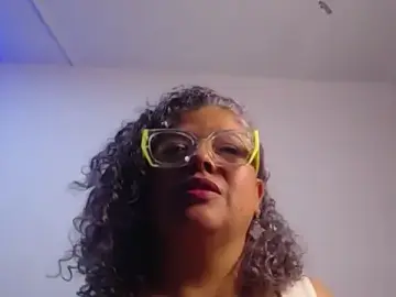 Mia_pazzi  live sex cam